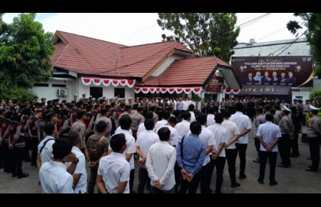 585 personel Polda Kalsel kawal pendaftaran pasangan calon di KPU