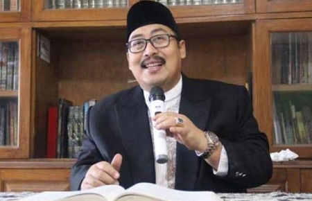 Dukung Tayangan Adzan Magrib Diganti Running Text Saat Misa, Gus Fahrur PBNU : Yang di Masjid Tetap Bergema