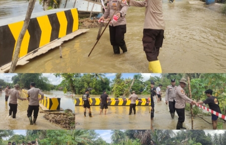 Polsek Banua Lawas Pasang Marka Peringatan Longsor dan Imbau Warga Tingkatkan Kewaspadaan di Titik Rawan